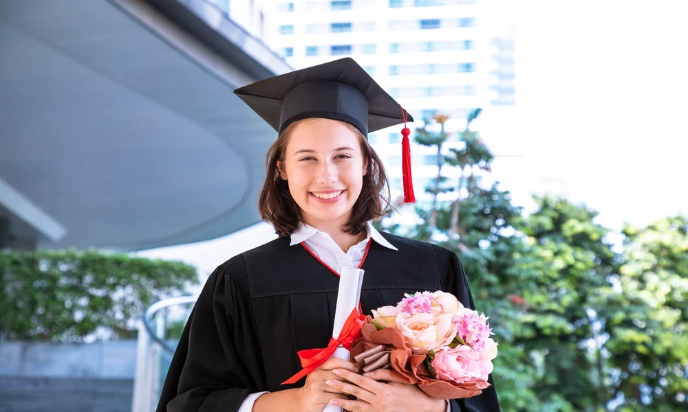 Congratulations Flowers for Graduations, Promotions and New Beginnings